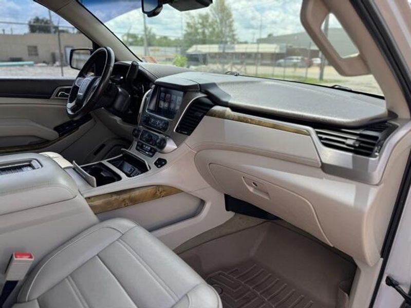 2017 GMC Yukon DenaliImage 15