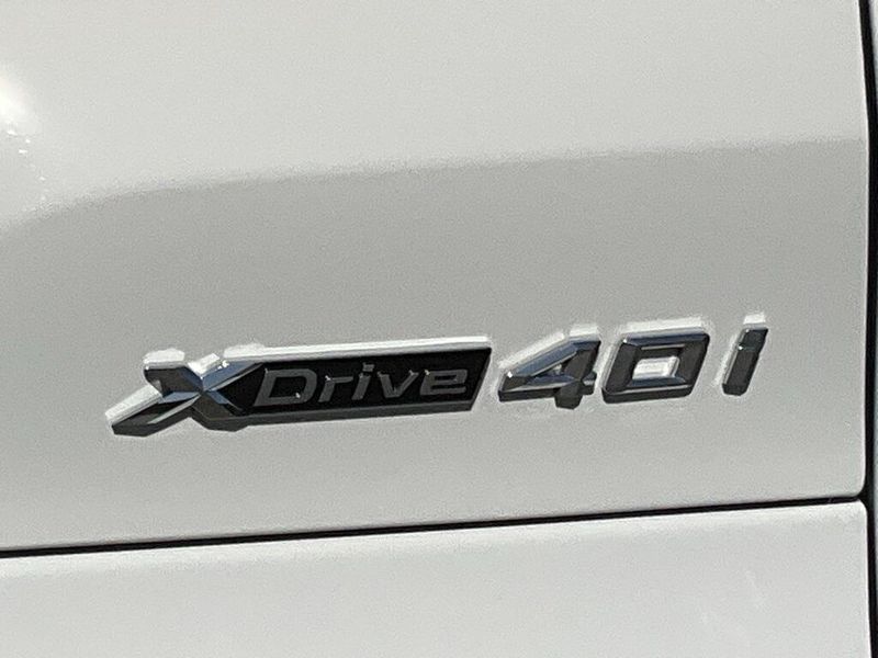 2025 BMW X5 xDrive40iImage 13