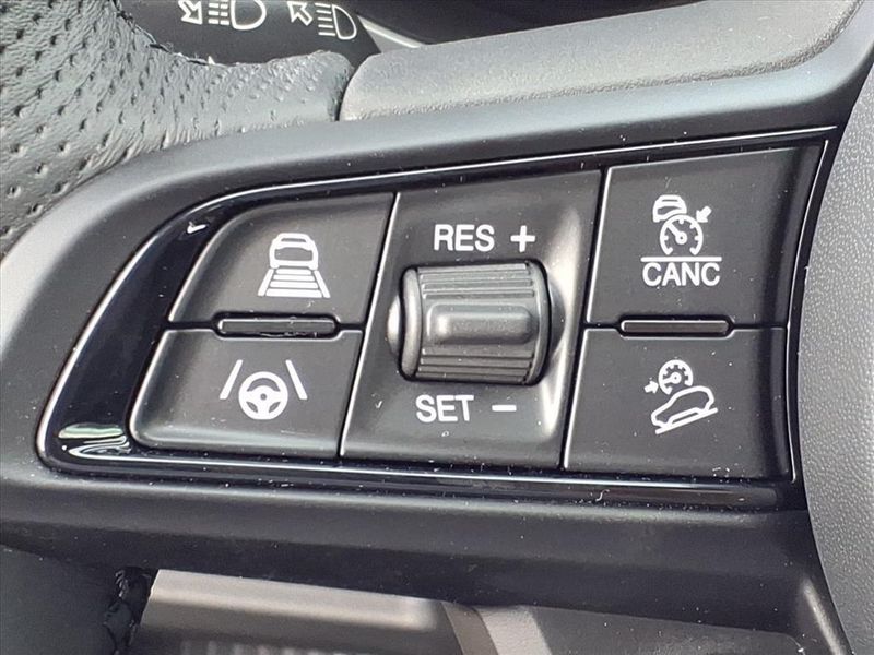 New 2025 Alfa Romeo Stelvio AwdImage 18