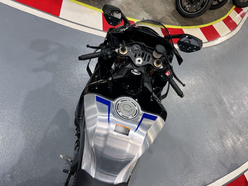 New 2026 Yamaha YZF-R1M Image 15