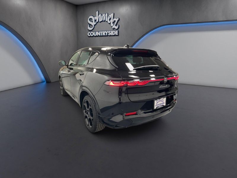 New 2026 Alfa Romeo Tonale Sprint AwdImage 9