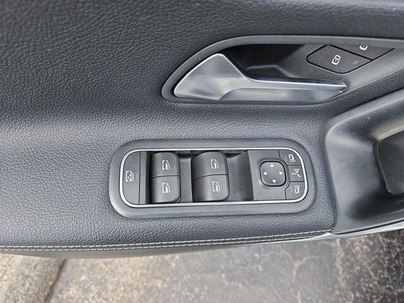 2021 Mercedes Benz A 220 4MATIC photo 21
