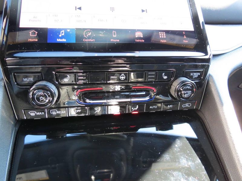 2025 Jeep Grand Cherokee L Limited 4x4Image 23