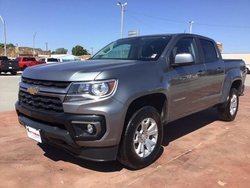 2022 Chevrolet Colorado LTImage 1