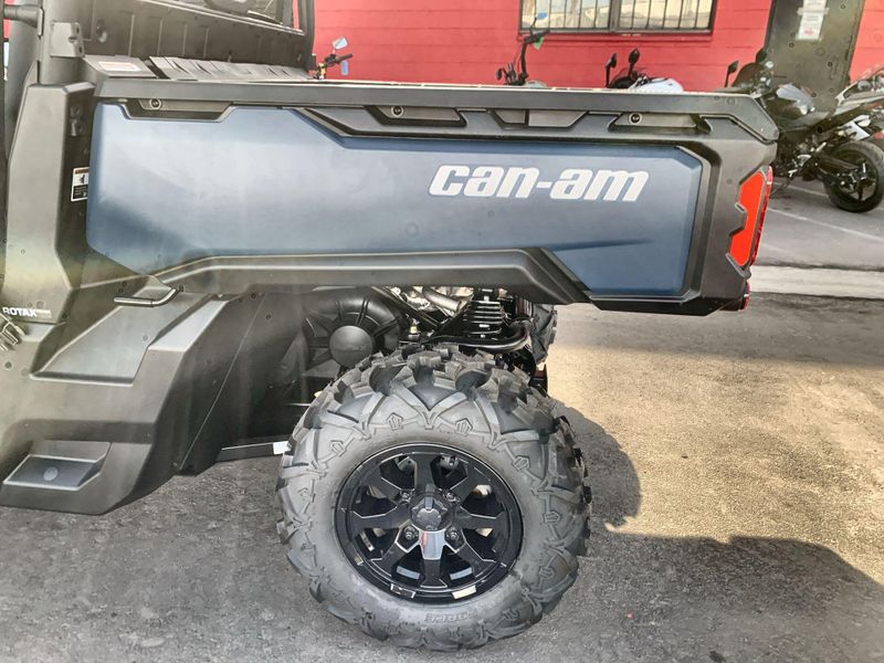New 2026 Can-Am DEFENDER XT HD7 Image 11