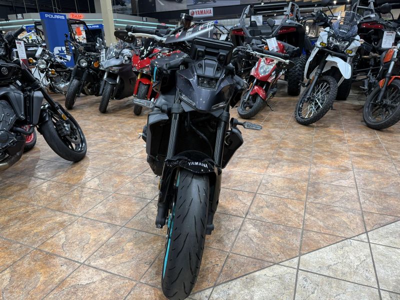 2024 Yamaha MT-09 Image 14