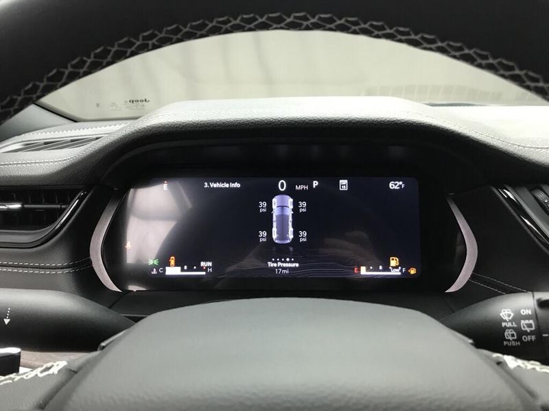 New 2026 Jeep Grand Cherokee Limited 4x4Image 5