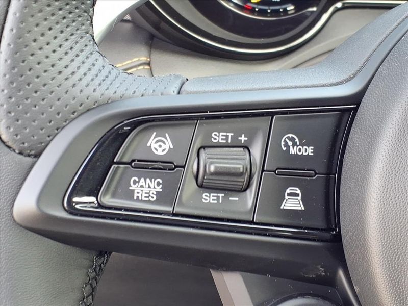 New 2026 Alfa Romeo Tonale Veloce AwdImage 19