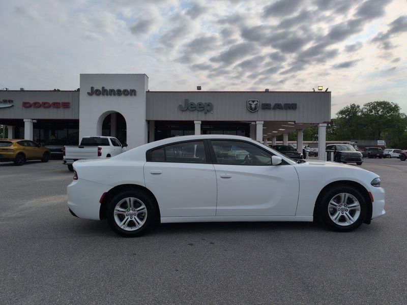 2022 Dodge Charger SXTImage 8