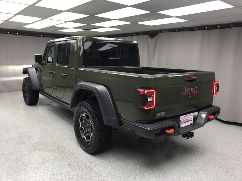 Used 2022 Jeep Gladiator MojaveImage 2