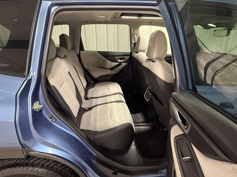 Used 2019 Subaru Forester PremiumImage 12