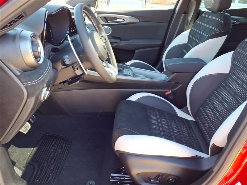 New 2026 Alfa Romeo Tonale Sport Speciale AwdImage 13