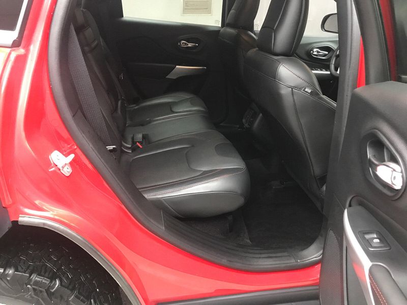 2018 Jeep Cherokee TrailhawkImage 13
