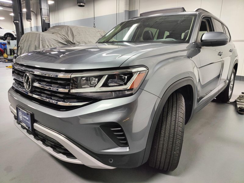 Used 2023 Volkswagen Atlas SE AWD w/Technology & SunroofImage 8