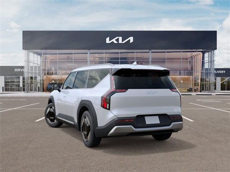 New 2026 Kia EV9 WindImage 4