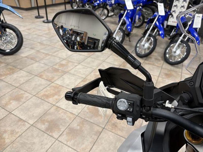 New 2024 Suzuki GSX-S1000GX+ Image 18