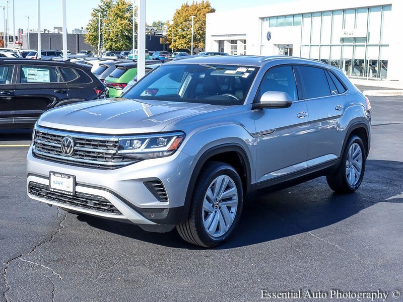 2023 Volkswagen Atlas Cross Sport V6 SE Technology photo 2