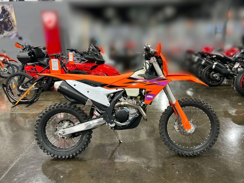 New 2024 KTM 500 XW-F Image 12