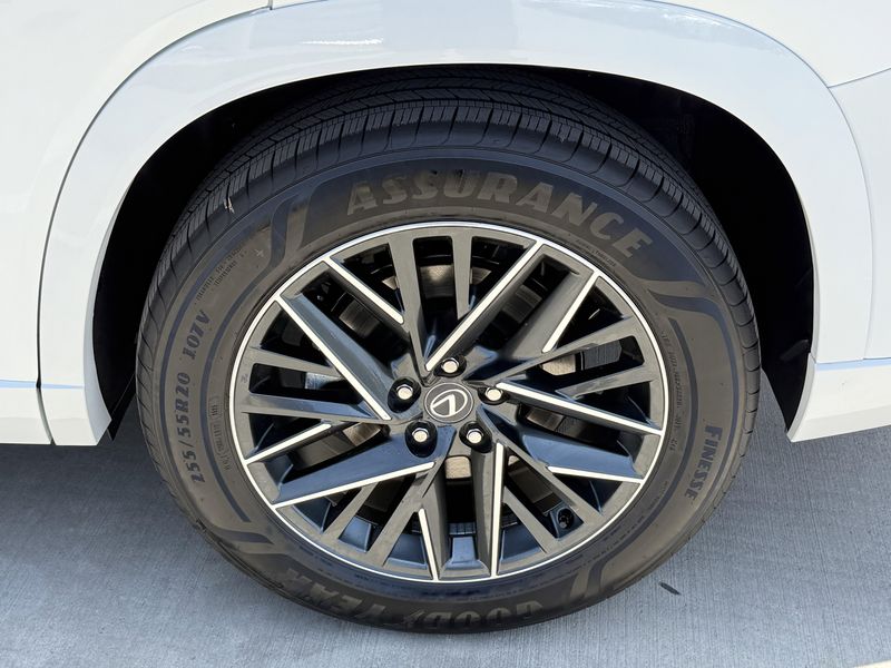 2025 LEXUS TX 350 PremiumImage 16