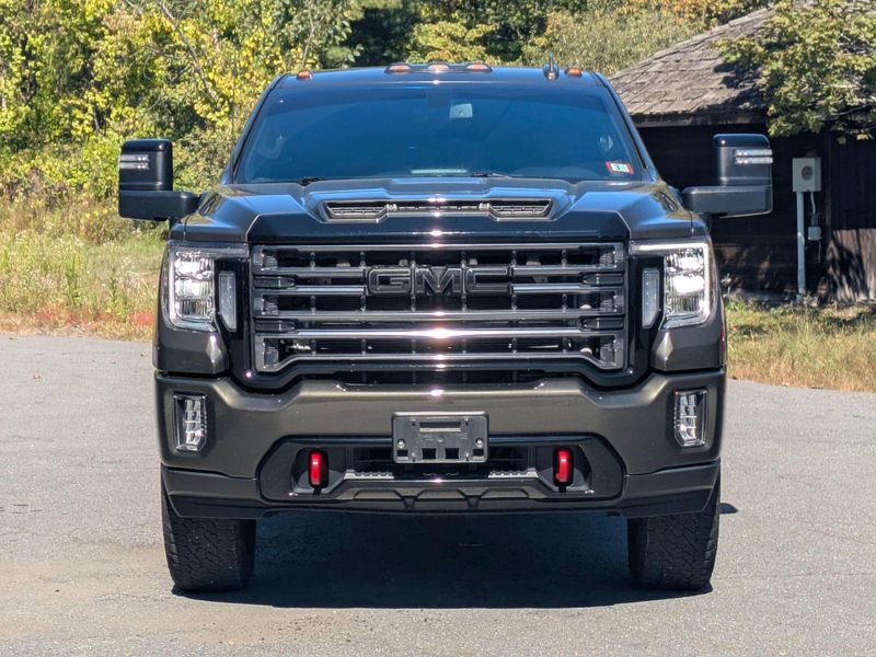 2023 Gmc Sierra HD AT4 photo 8