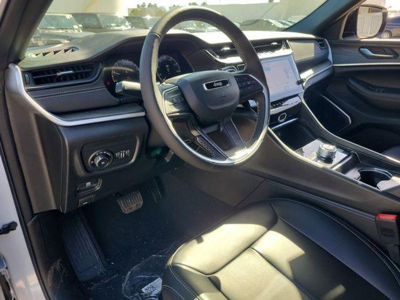 New 2026 Jeep Grand Cherokee Limited 4x4