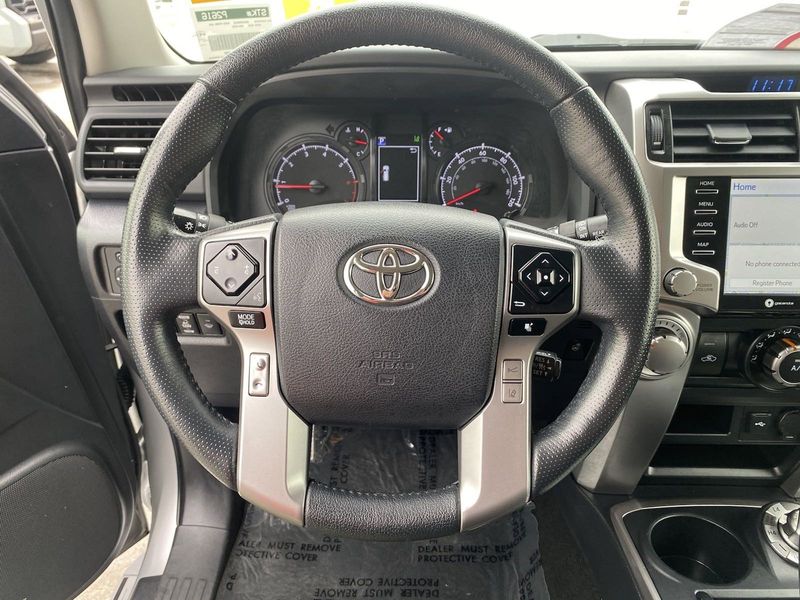 2023 Toyota 4Runner SR5 PremiumImage 25