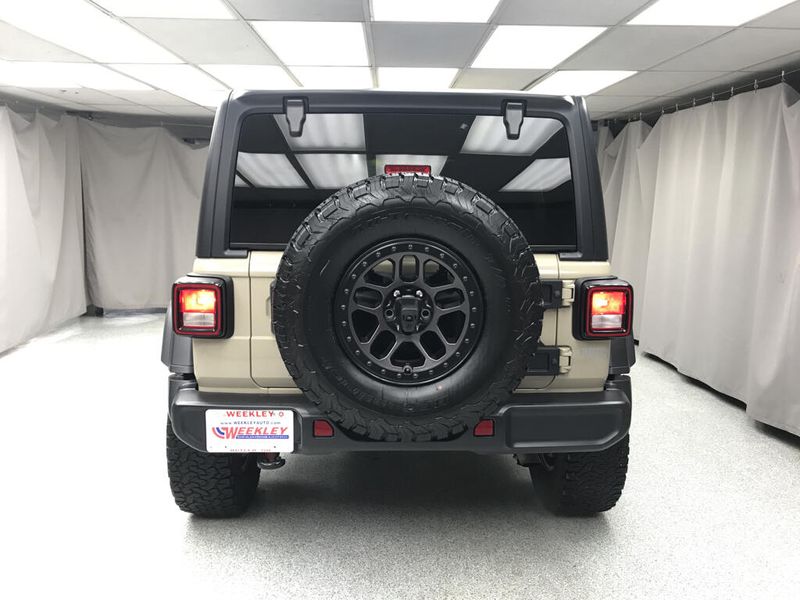 Used 2022 Jeep Wrangler Unlimited WillysImage 28