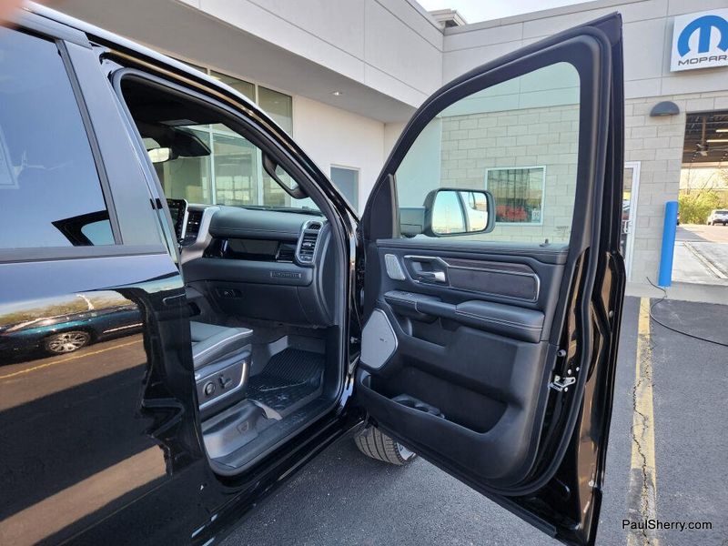 New 2026 RAM 1500 Laramie Crew Cab 4x4 5'7' Box