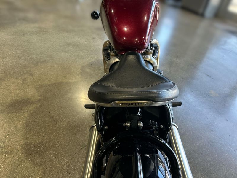2022 Triumph Bobber Image 14