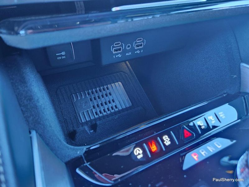 2026 Jeep Grand Wagoneer Upland 4x4