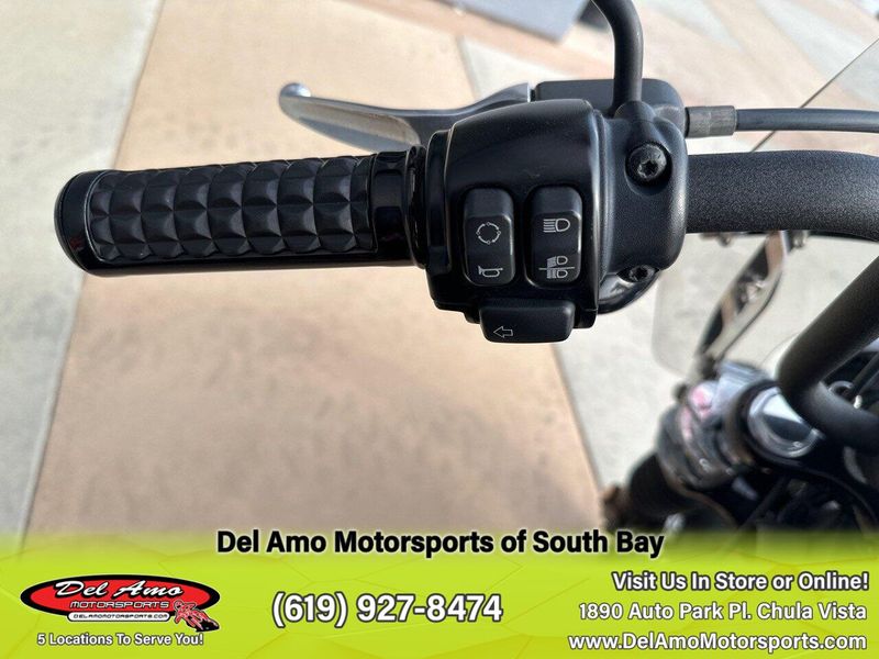 2019 Harley-Davidson SOFTAIL STREET BOB  in a BLACK/GREEN exterior color. Del Amo Motorsports of South Bay (619) 547-1937 delamomotorsports.com 