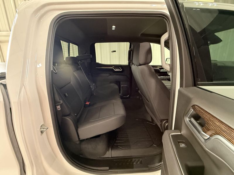 Used 2026 GMC Sierra 1500 ElevationImage 7