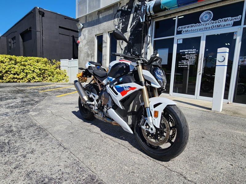 Used 2023 BMW S 1000 R Image 9