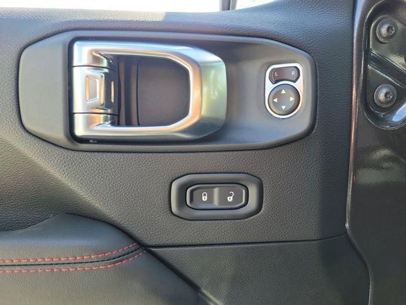 New 2026 Jeep Wrangler 4-door Rubicon X