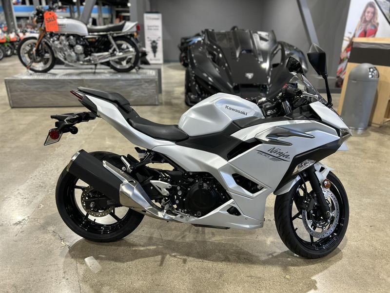 Used 2025 Kawasaki NINJA 500 ABS Image 14