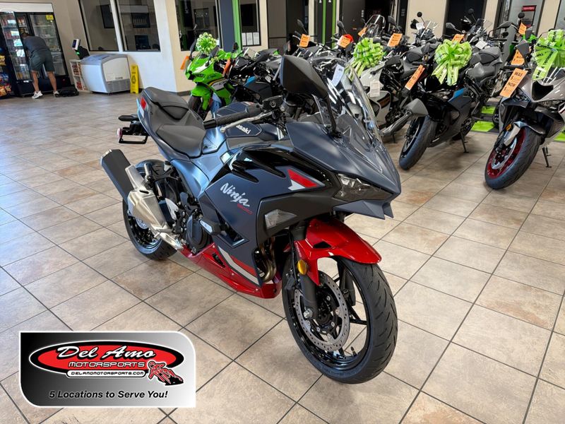 New 2026 Kawasaki NINJA 500 ABS Image 1