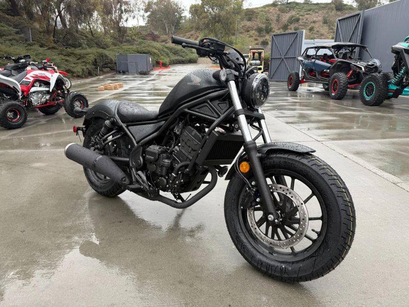 New 2026 Honda REBEL 300 E-CLUTCH Image 2