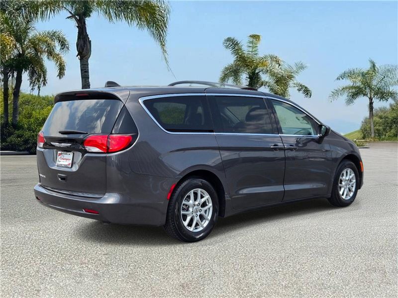 Used 2022 Chrysler Voyager LX FWD
