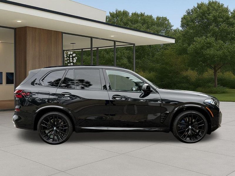 New 2026 BMW X5 M60iImage 5