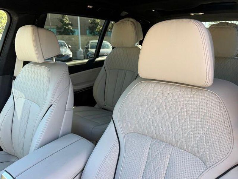 Used 2026 BMW X7 M60iImage 22