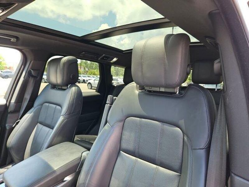 2022 Land Rover Range Rover Sport HSE Silver Edition