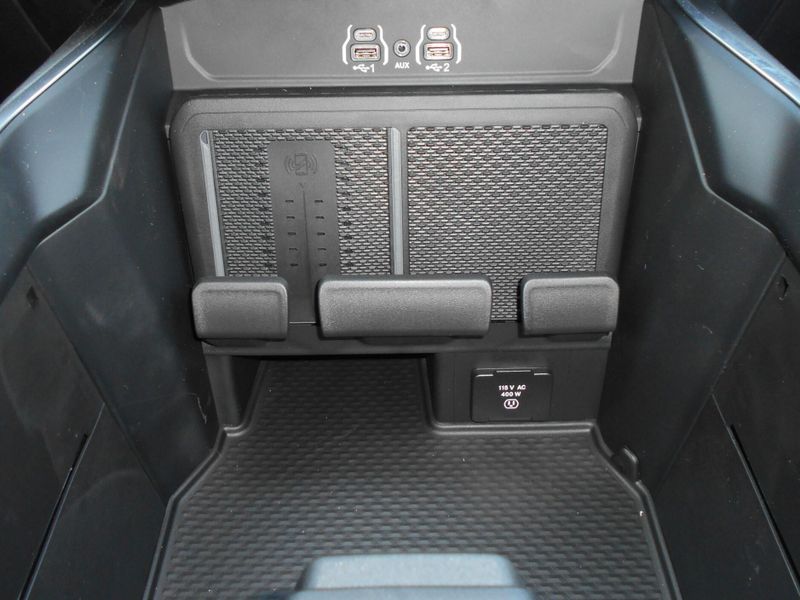 2025 RAM 1500 Big Horn Crew Cab 4x4 5