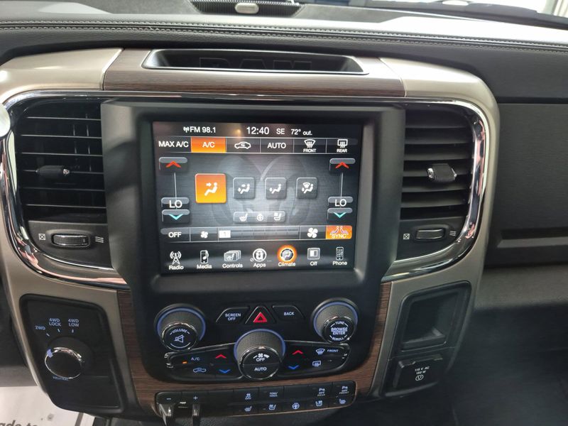 2017 RAM 2500 LaramieImage 34