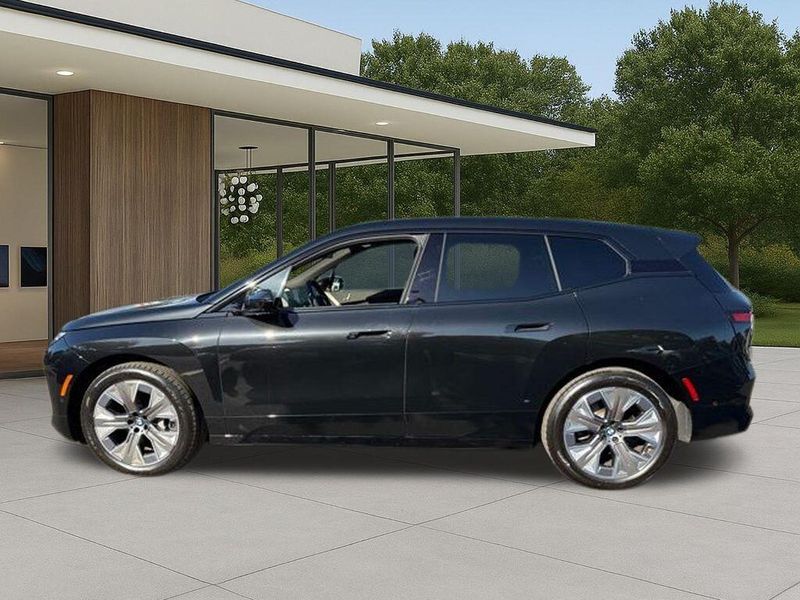 Used 2026 BMW iX xDrive45Image 13