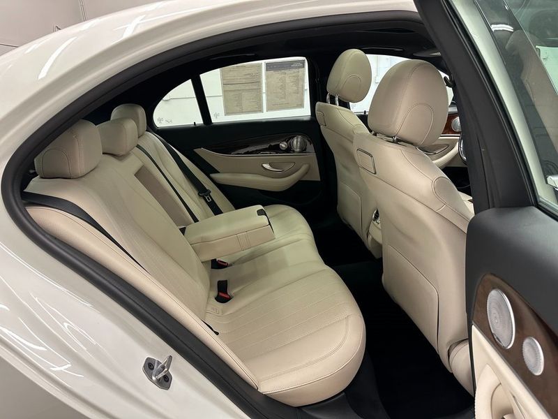 2019 Mercedes-Benz E 450 450Image 31