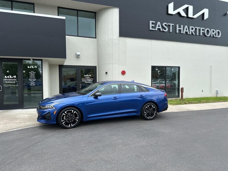 2022 Kia K5 GT-LineImage 1