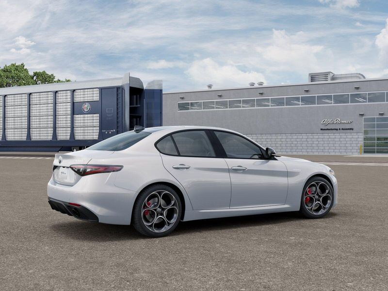New 2026 Alfa Romeo GiuliaImage 2