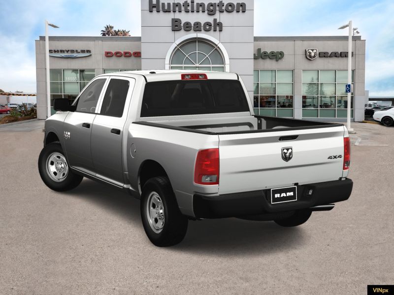 2023 RAM 1500 Classic Tradesman Crew Cab 4x4Image 5