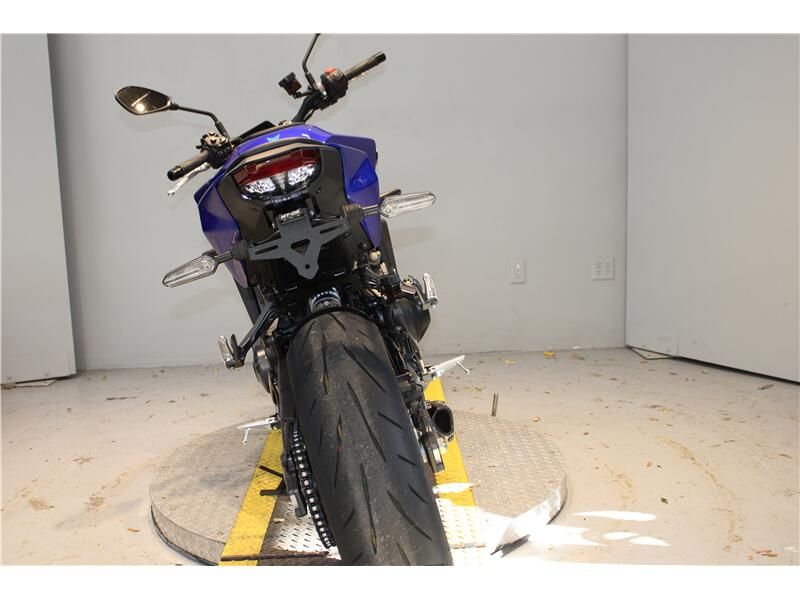 Used 2025 Yamaha MT09 Image 3