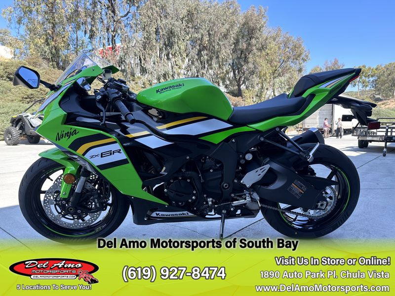 2025 Kawasaki NINJA ZX-6R ABS KRT EDITIONImage 11